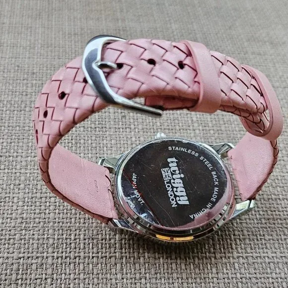 Twiggy London Wristwatch Pink Leather Strap White Face Quartz Analog Wrist Watch - Picture 11 of 12